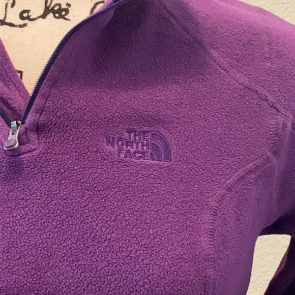 The North Face Purple sweater - Picture 4 of 5